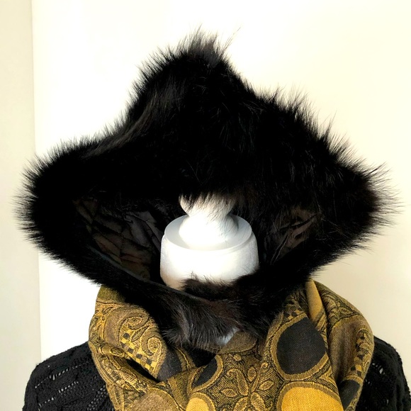 Vintage Black Fur Hat - Picture 3 of 11